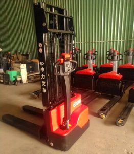 Thiết bị nâng điện tải 1500kg lên cao 3m tại Hưng Việt