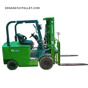 Thuê Xe Nâng 2.8 Tấn, Nâng Cao 4m3 Tại HCM Giá Rẻ