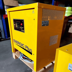 Bộ sạc ắc quy có sẵn tại HCM giá rẻ. Anh chị liên hệ 0333 755 395 (Zalo) để được hỗ trợ nhé!