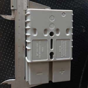 Jack cắm cao cấp luôn có sẵn tại Hưng Việt, giao hàng toàn quốc.