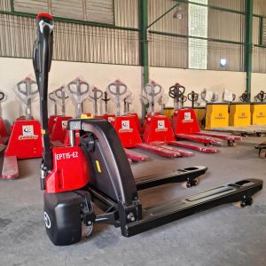 Xe nâng điện tại Hưng Việt với nhiều chức năng vượt trội so với các dòng xe trên thị trường.