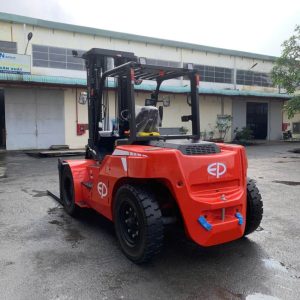 Hiệu suất xe tương đương, thậm chí vượt xe dầu, đồng thời giải quyết triệt để các vấn đề về chi phí vận hành, bảo trì và môi trường.